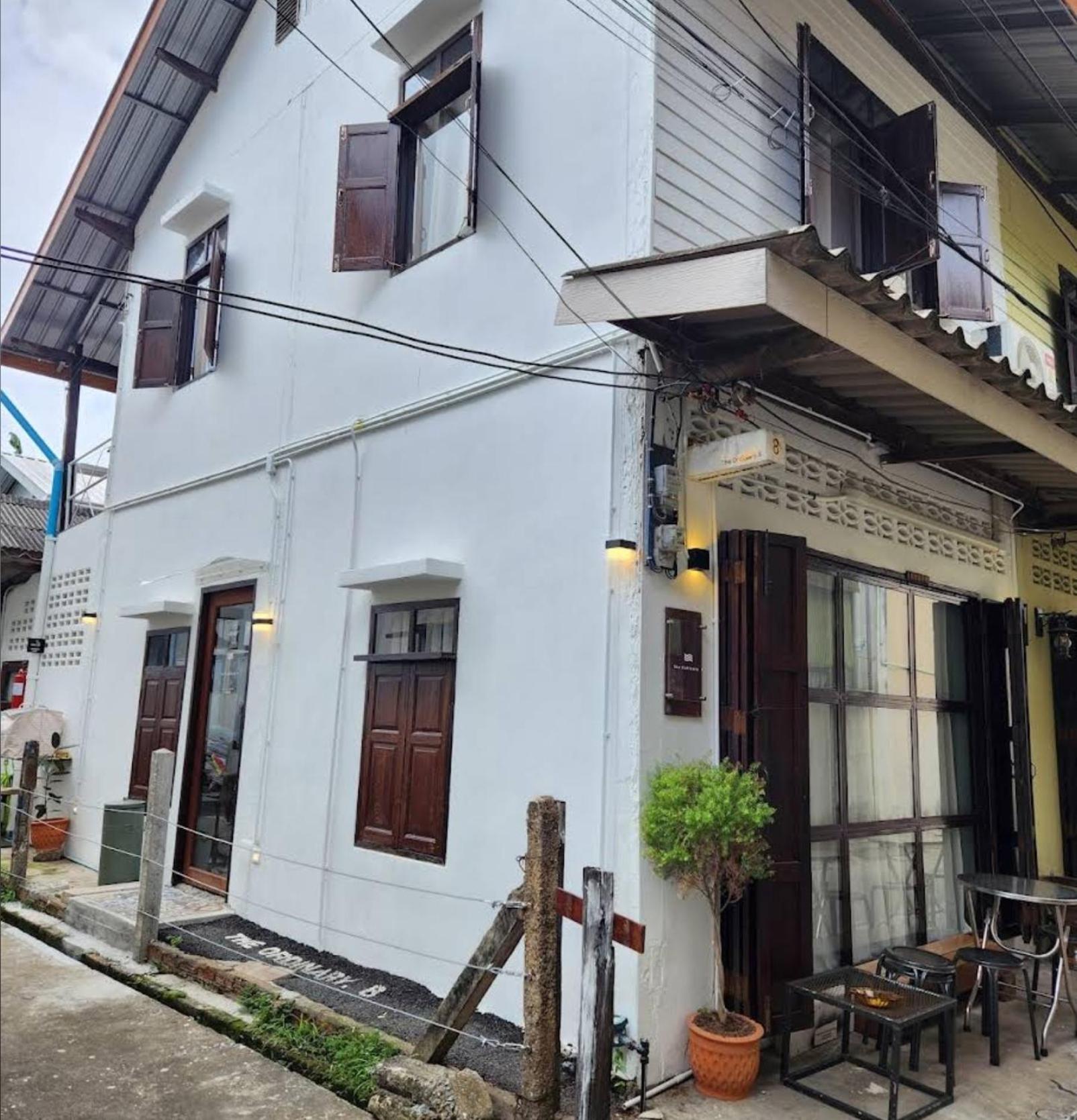 A Pousada The Ordinary 8 Surat Thani Exterior foto